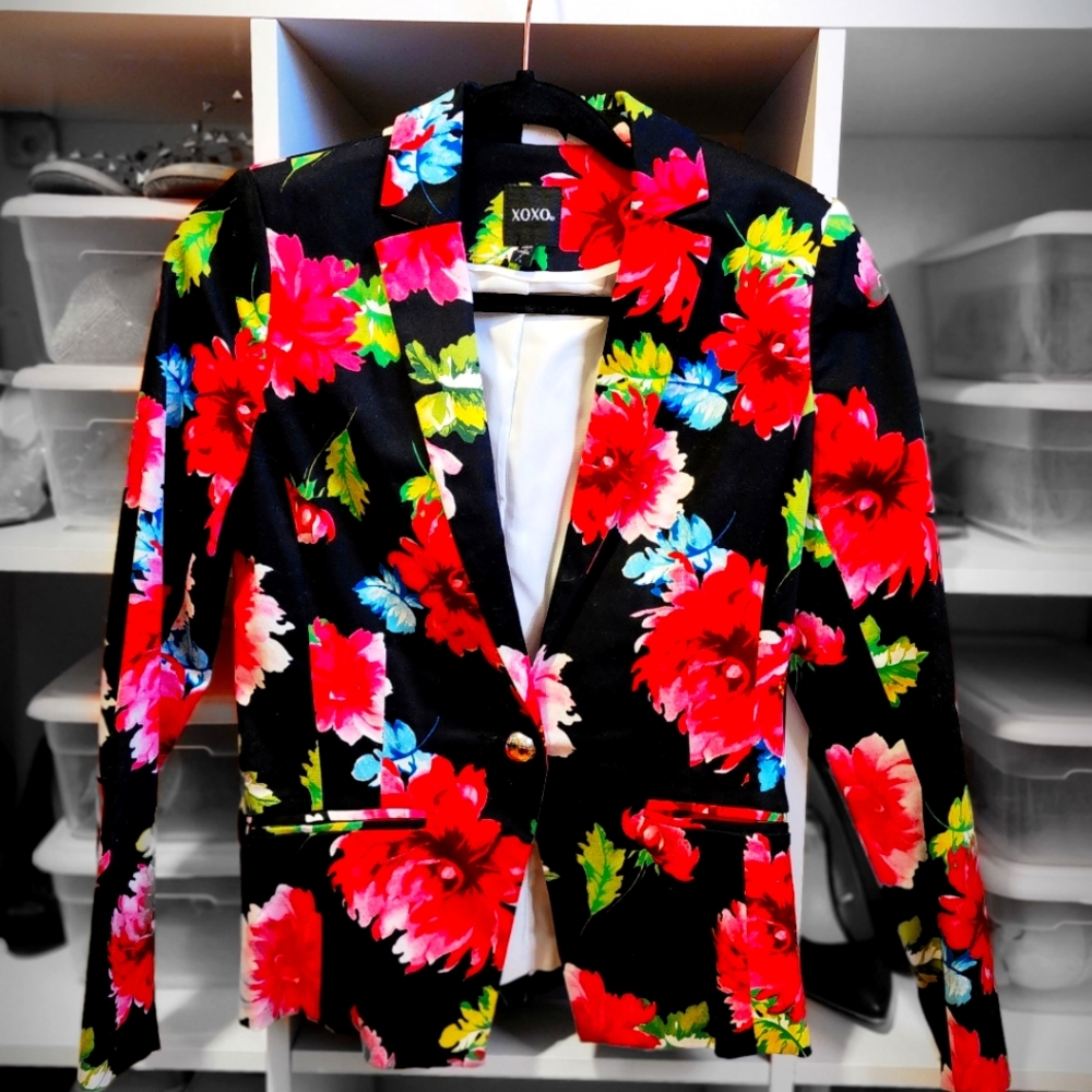 XOXO FLORAL Suit Jacket